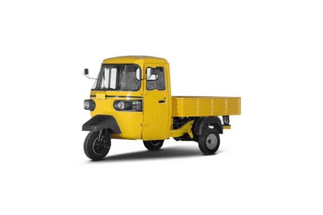 bajaj auto truck