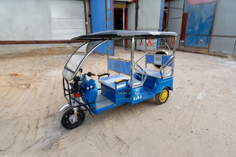 Kuku Automotives Battery Operated Rickshaw 4 Seater/Electric