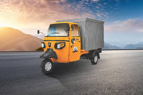 Piaggio Delivery Van videos | TrucksDekho