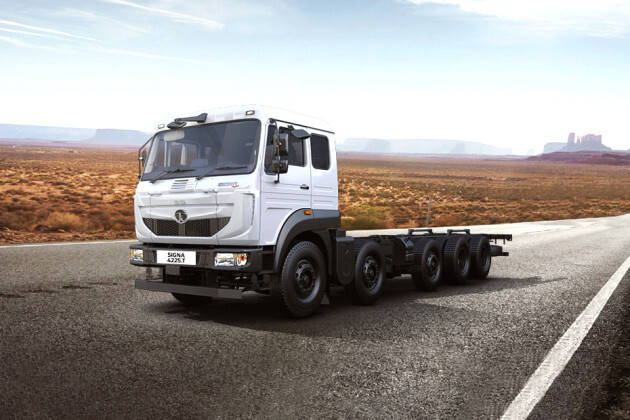 Tata Signa 4225.T CAB/6200 Price in India - Mileage, Specs & 2021 Offers