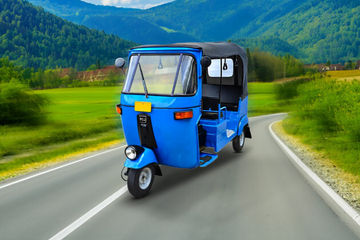 Zoomroo Deluxe Blue Electric Auto Rickshaw at Rs 189900
